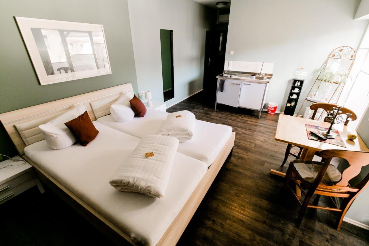 Burgers Hotel Кипенхайм Екстериор снимка