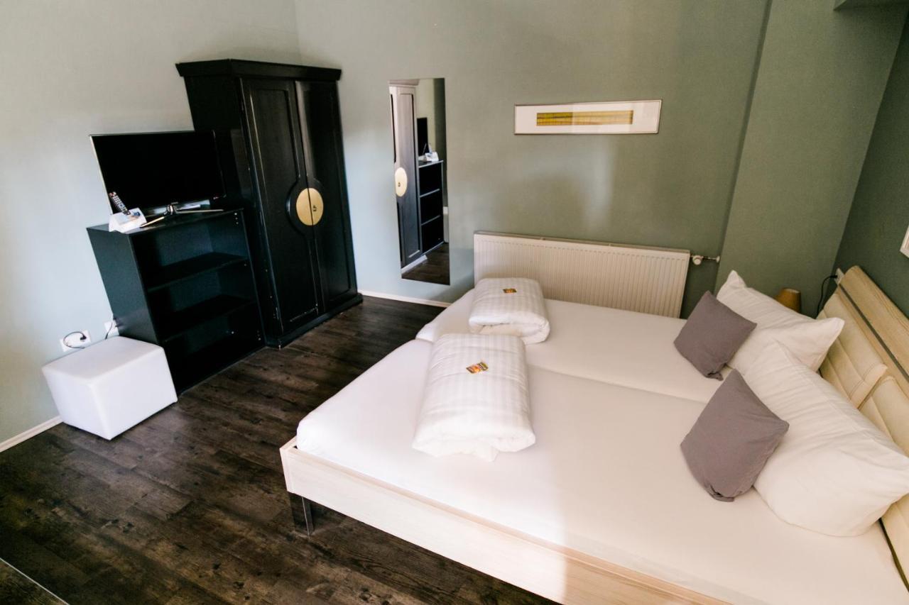 Burgers Hotel Кипенхайм Екстериор снимка